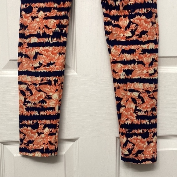🔥 5/$25 LuLaRoe Leggings - Picture 8 of 11
